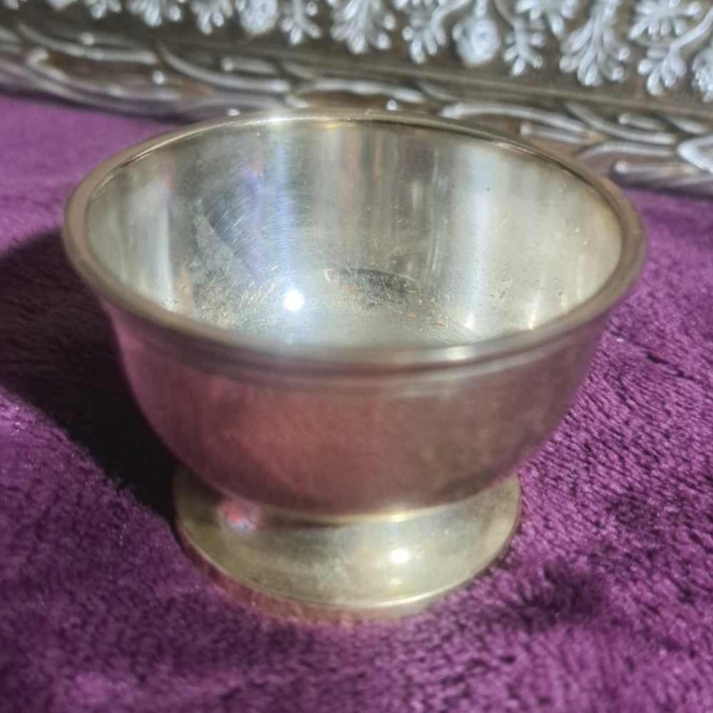 Salt Cellar - Picture 4 of 5